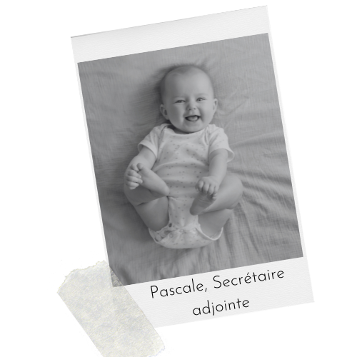 Claire secretaire adj (2)